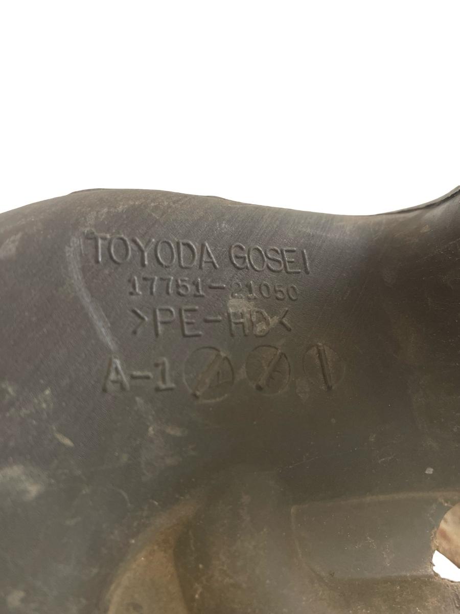 Furtun admisie aer TOYOTA PRIUS Saloon _W1_ 2000 - 2004 1.5 Hybrid 1NZ-FXE 17751-21050 – foto 3