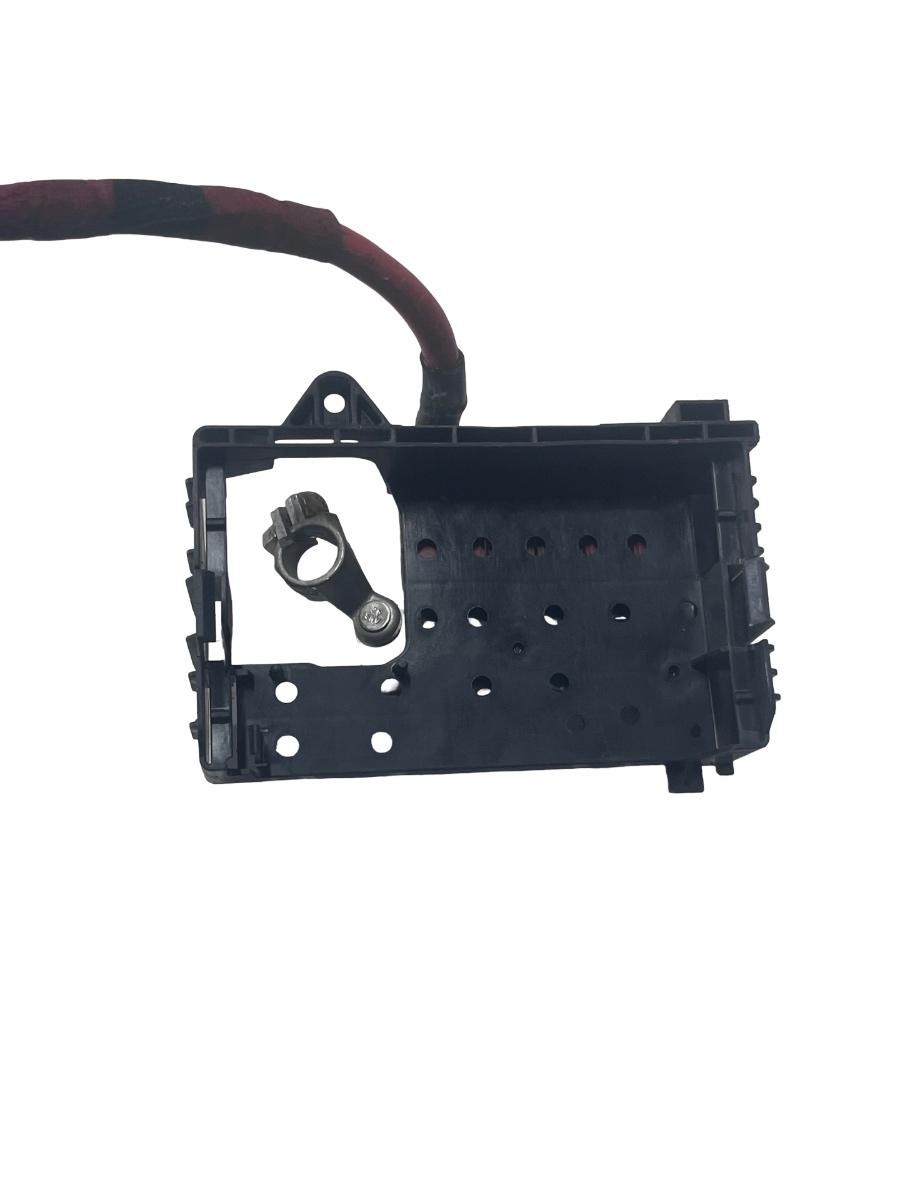 Borna baterie cu sigurante  OPEL ASTRA J  NOTCHBACK 2018 1.6I  - > 365927271 – foto 2