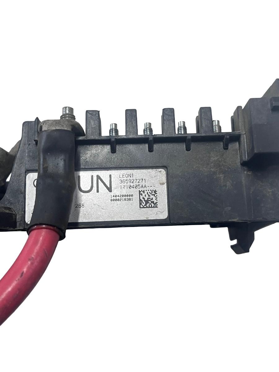 Borna baterie cu sigurante  OPEL ASTRA J  NOTCHBACK 2018 1.6I  - > 365927271 – foto 3