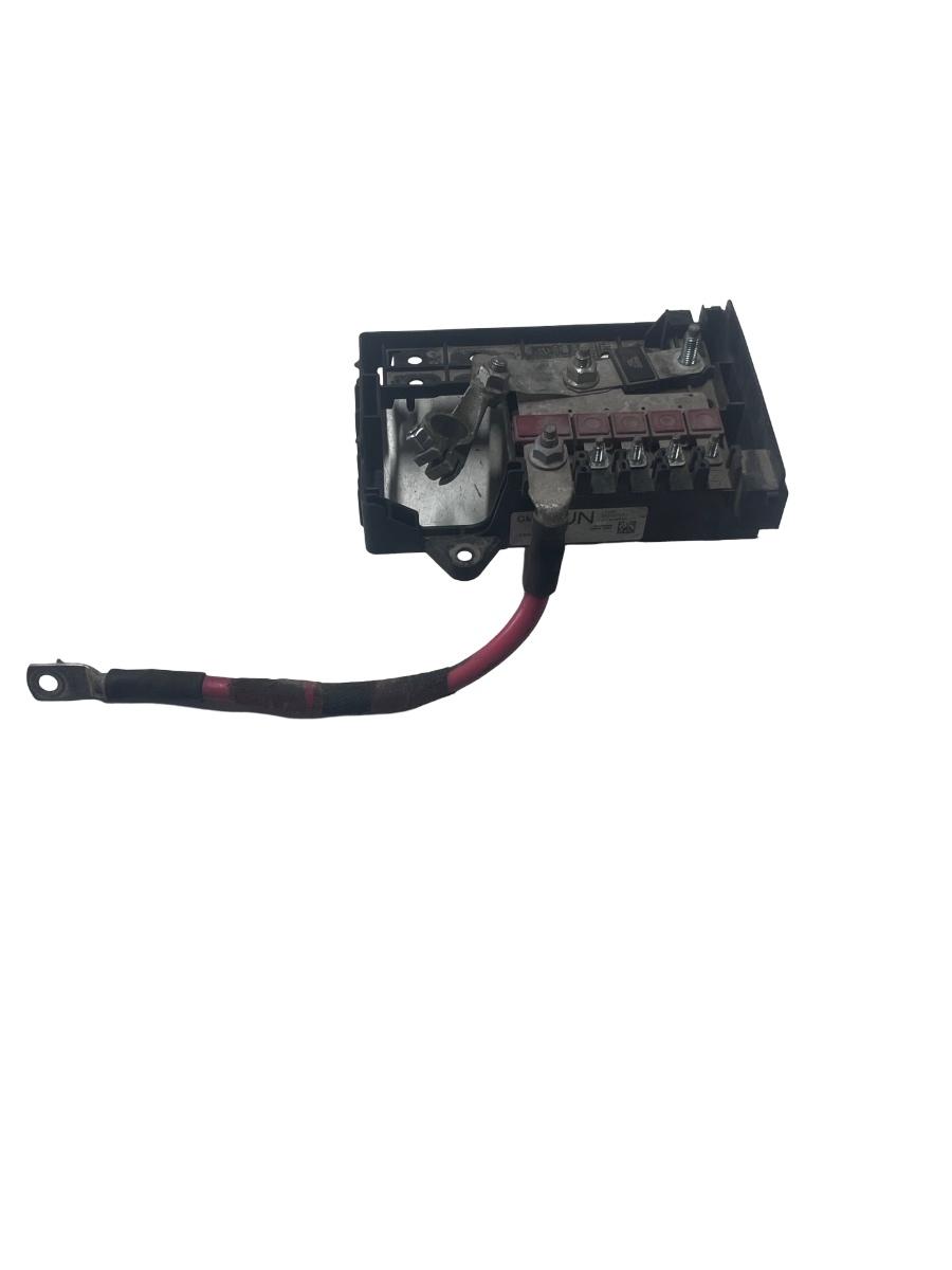 Borna baterie cu sigurante  OPEL ASTRA J  NOTCHBACK 2018 1.6I  - > 365927271 – foto 4