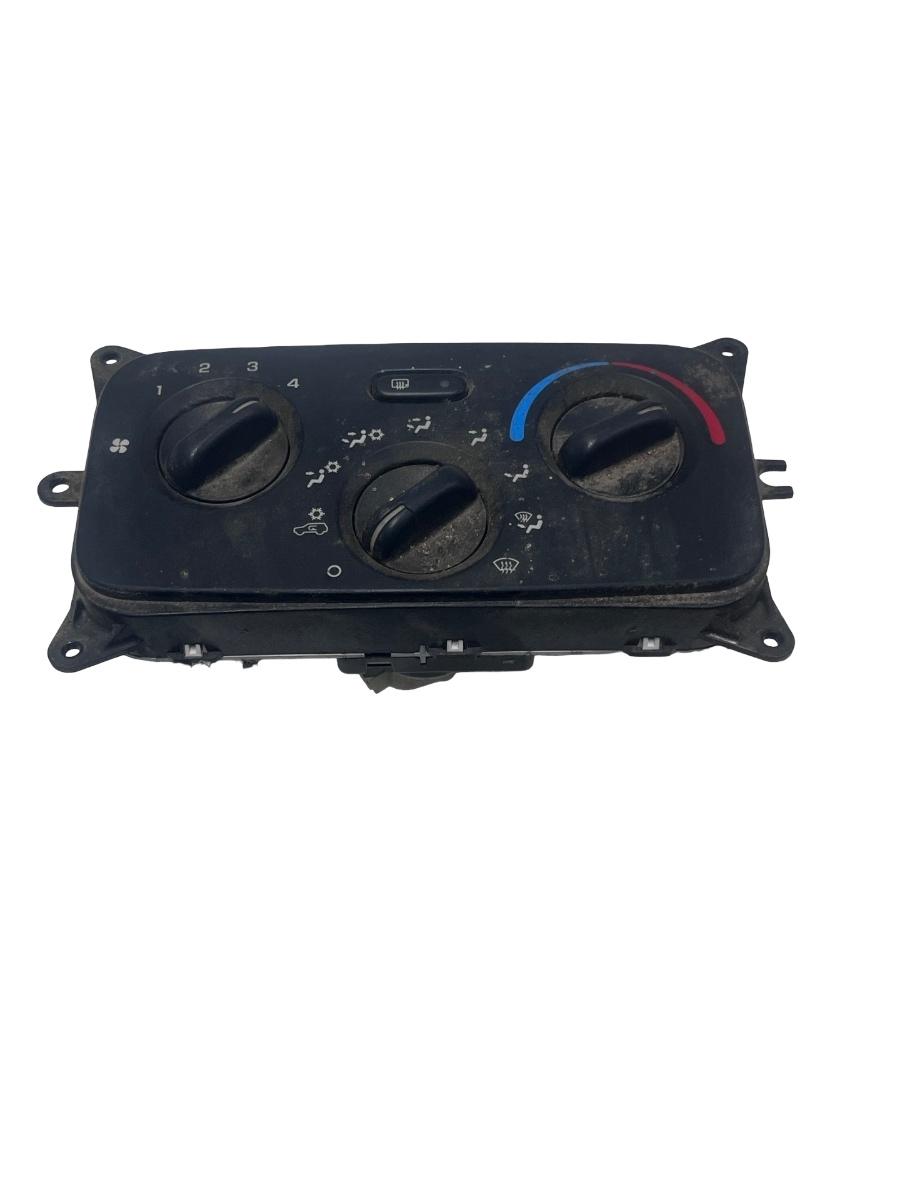 Climatronic  JEEP GRAND CHEROKEE II WJ, WG 1998 - 2005 58024B