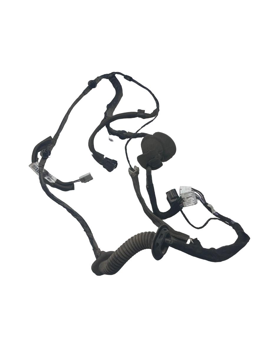 Instalatie portiera stanga fata DACIA DUSTER 2010 - > 1.6  241247880R