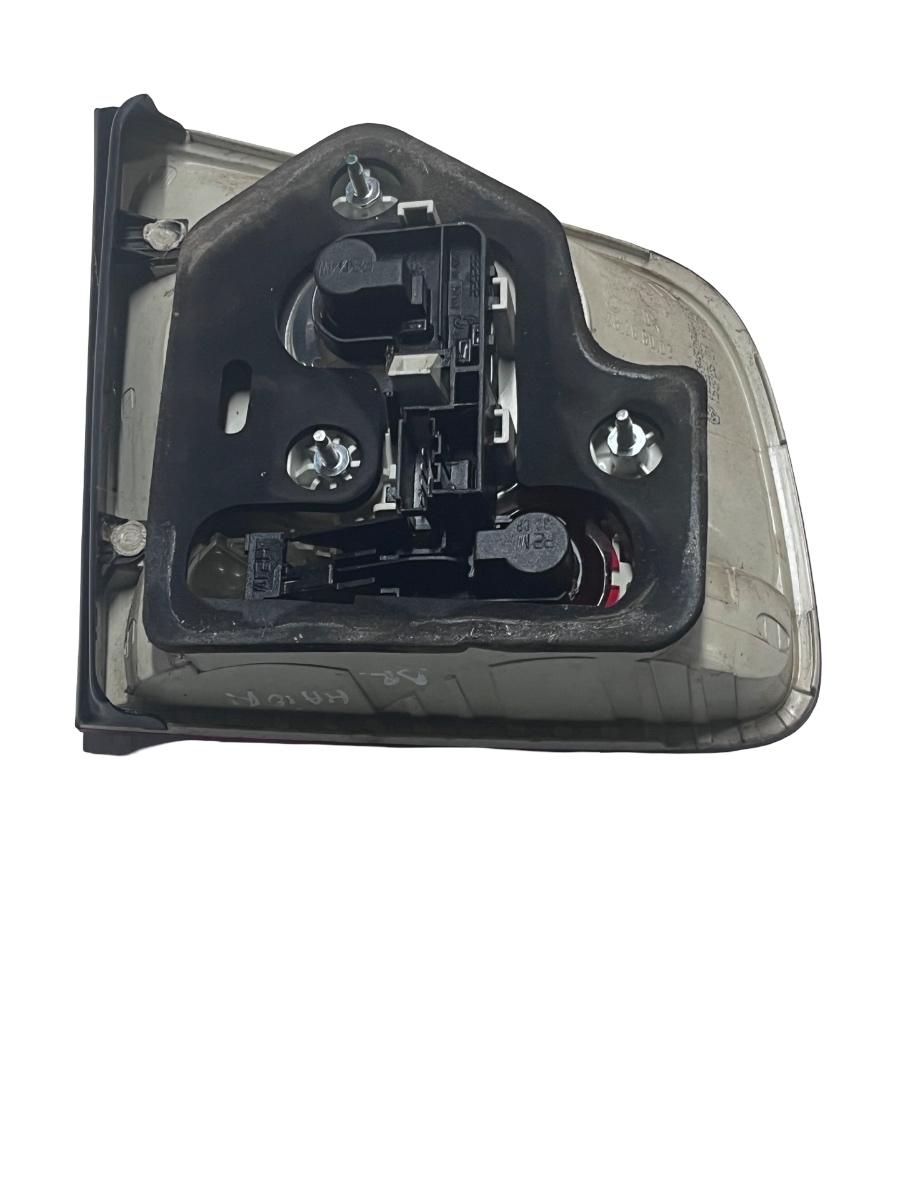 Lampa haion dreapta  spate  VOLKSWAGEN TOUAREG 7LA, 7L6, 7L7 2002 - 2013 – foto 2