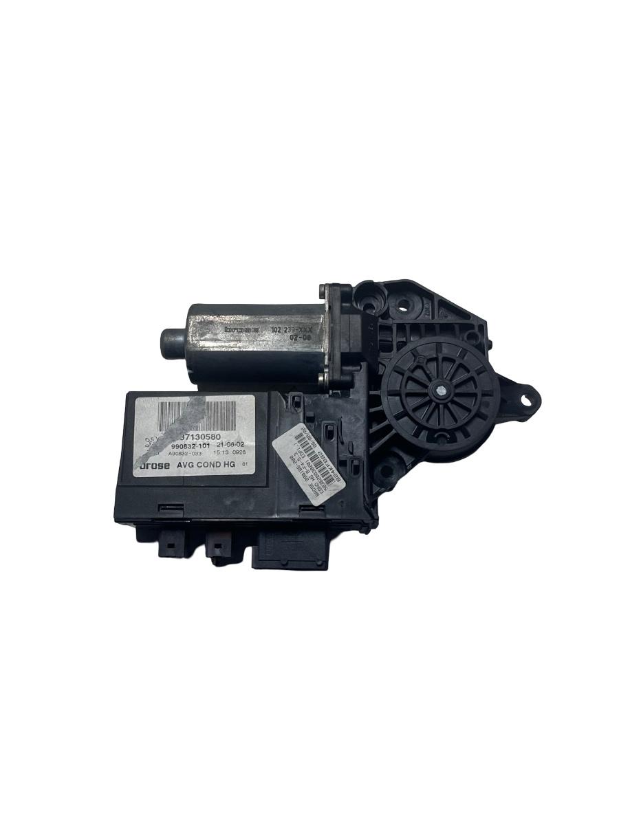 Motoras  geam portiera  stanga fata PEUGEOT 307 SW 3H 2002 - 2009 0130821767