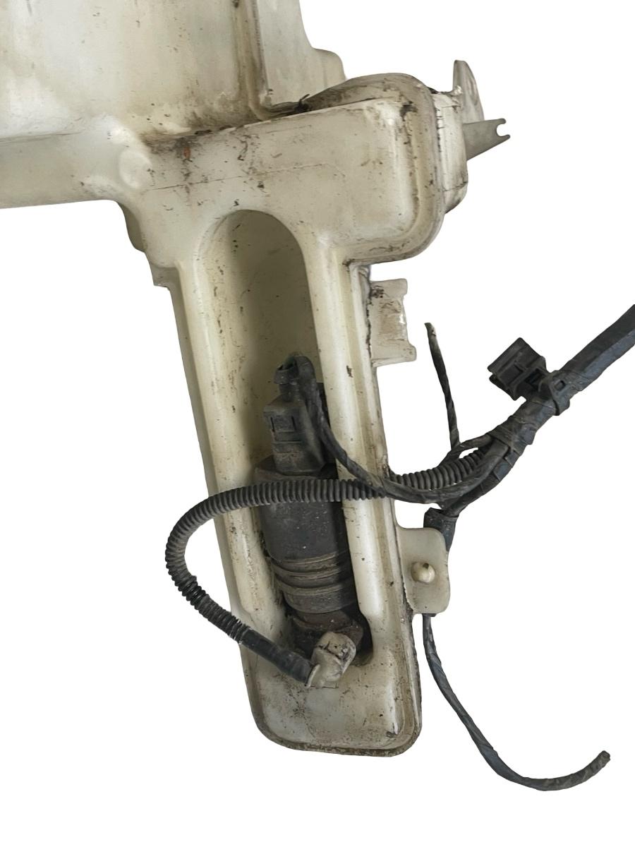 Vas/rezervor lichid de spalare parbriz + pompita VOLKSWAGEN PASSAT 3C2 2005 - 2010 2.0 TDI 16V BKP – foto 3
