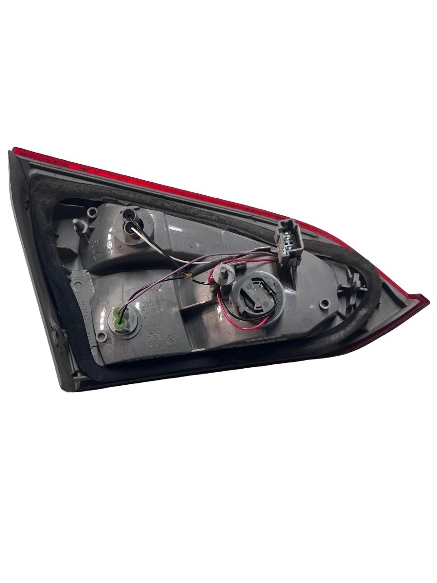 Stop dreapta haion  FORD FOCUS III Saloon 2010 - > BM51-13A602BC – foto 2