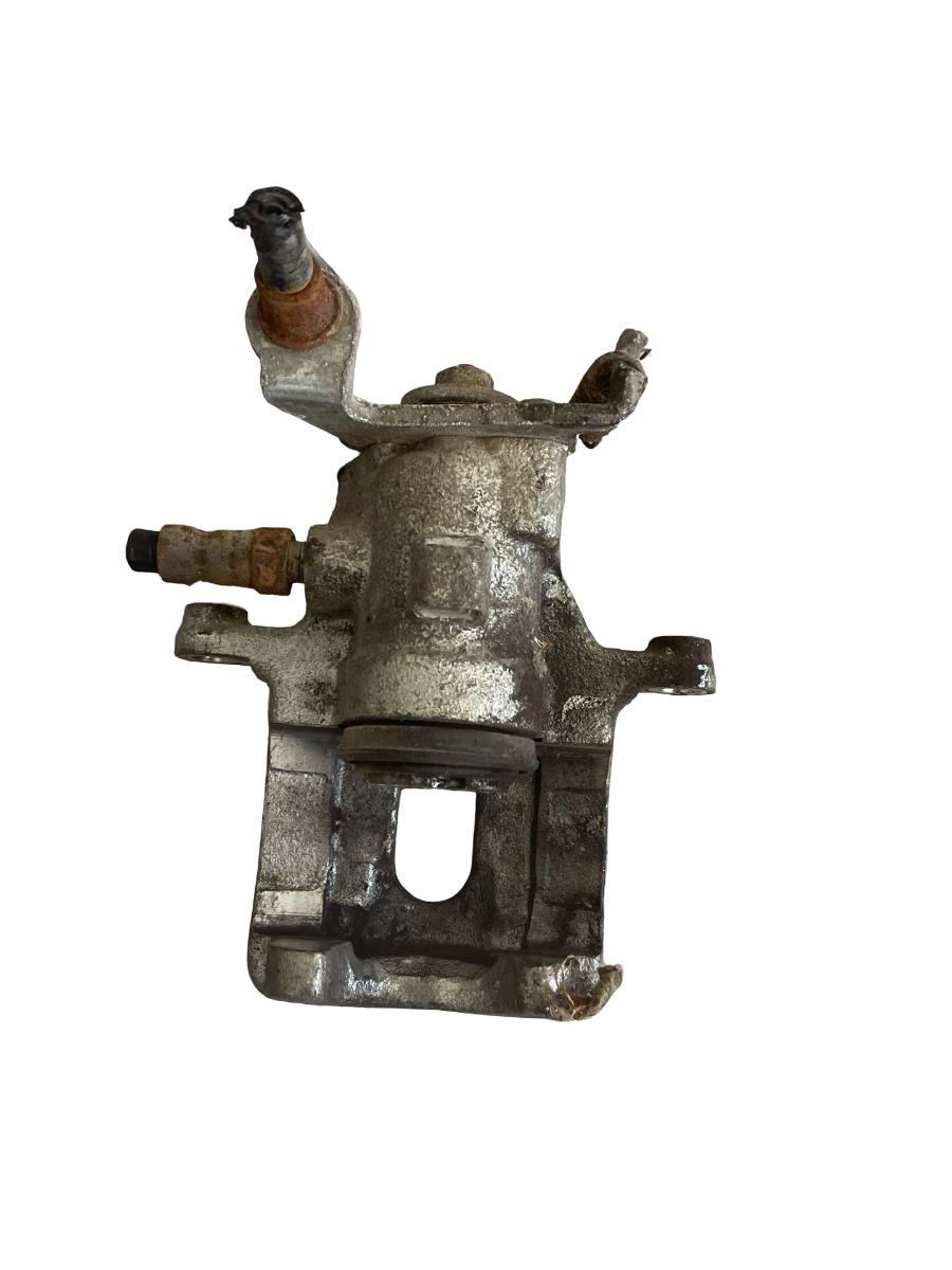 Etrier frana dreapta spate FORD FOCUS Hatchback  DAW, DBW 1998 - 2007