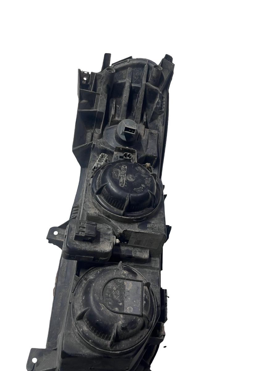 Far stanga VOLVO S60 I 384 2000 - 2010 8693587 (ureche crapata putin , sticla crapata vezi foto ) – foto 4