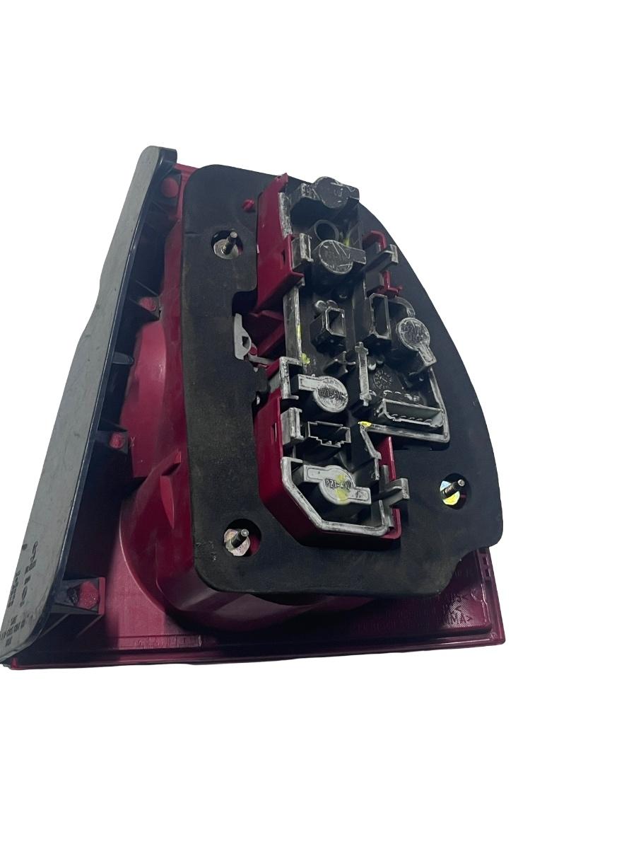 Lampa stanga spate VOLKSWAGEN PASSAT B5 1997 - 2001 28409014 – foto 2
