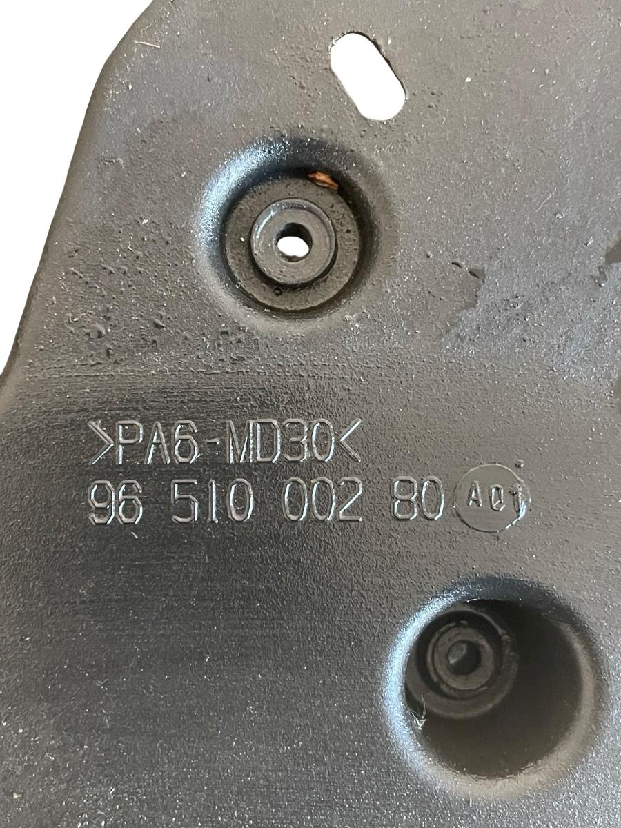 Capac distributie (carcasa) FORD FIESTA V JH_, JD_ 2001 - 2010 1.4 TDCi F6JA, F6JB 9651000280 – foto 3