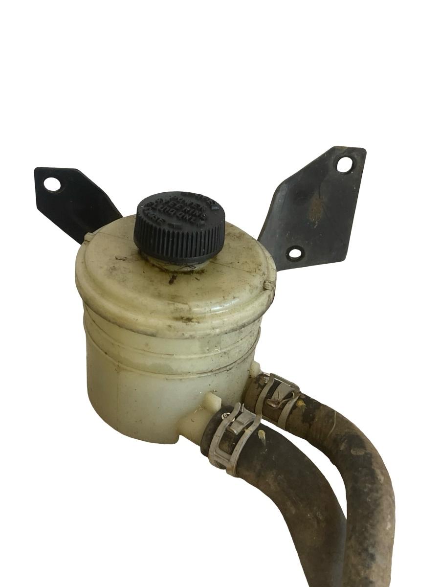 Rezervor lichid servodirectie MAZDA BT-50 Pickup CD, UN 2006 - 2015 2.5 MRZ-CD 4x4 WLAA