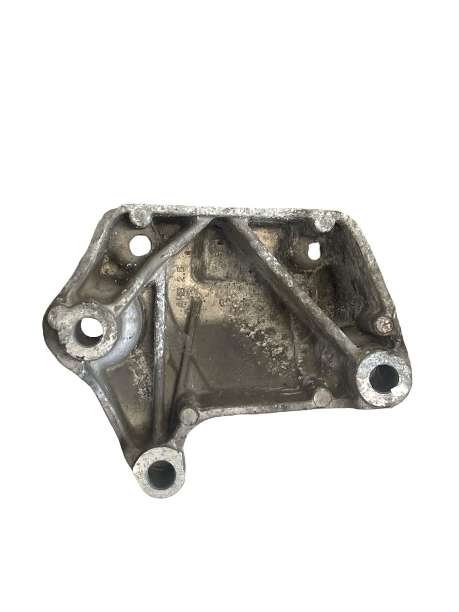 Suport cutie de viteze VOLKSWAGEN GOLF V 1K1 2003 - 2009 1.4 TSI CAXA 1K0199117AH – foto 2