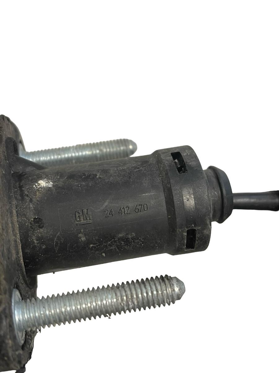 Pompa + Conducta ambreiaj FIAT CROMA II 194 2005 - > 1.9 D Multijet 939 A2.000 24412670 – foto 4