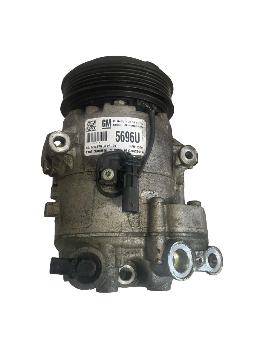 Compresor AC OPEL ASTRA J Saloon 2012 -> 1.4 Turbo A 14 NET, B 14 NET 401575950 / 39045696