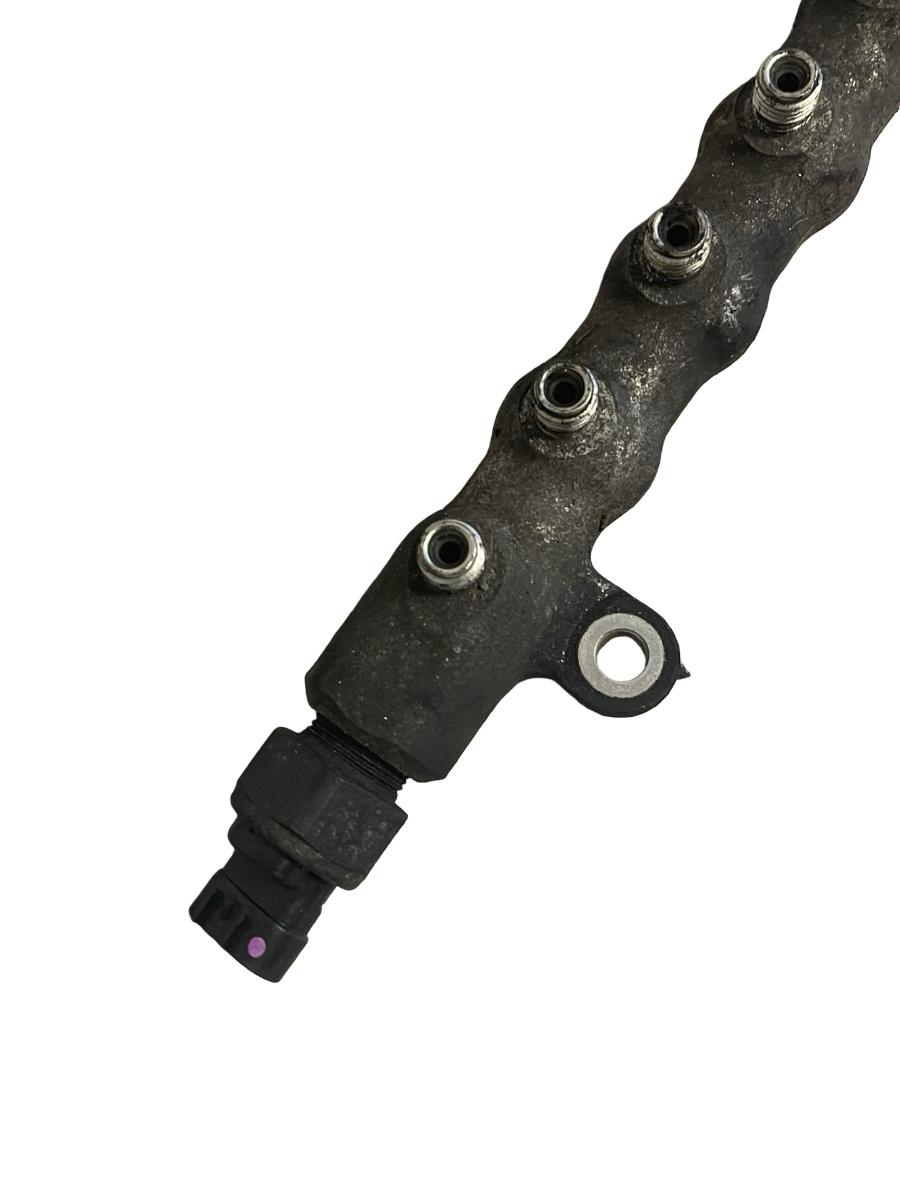 Rampa Injectoare TOYOTA COROLLA Verso ZER_, ZZE12_, R1_ 2004 - 2009 2.2 D-4D 2AD-FTV – foto 3