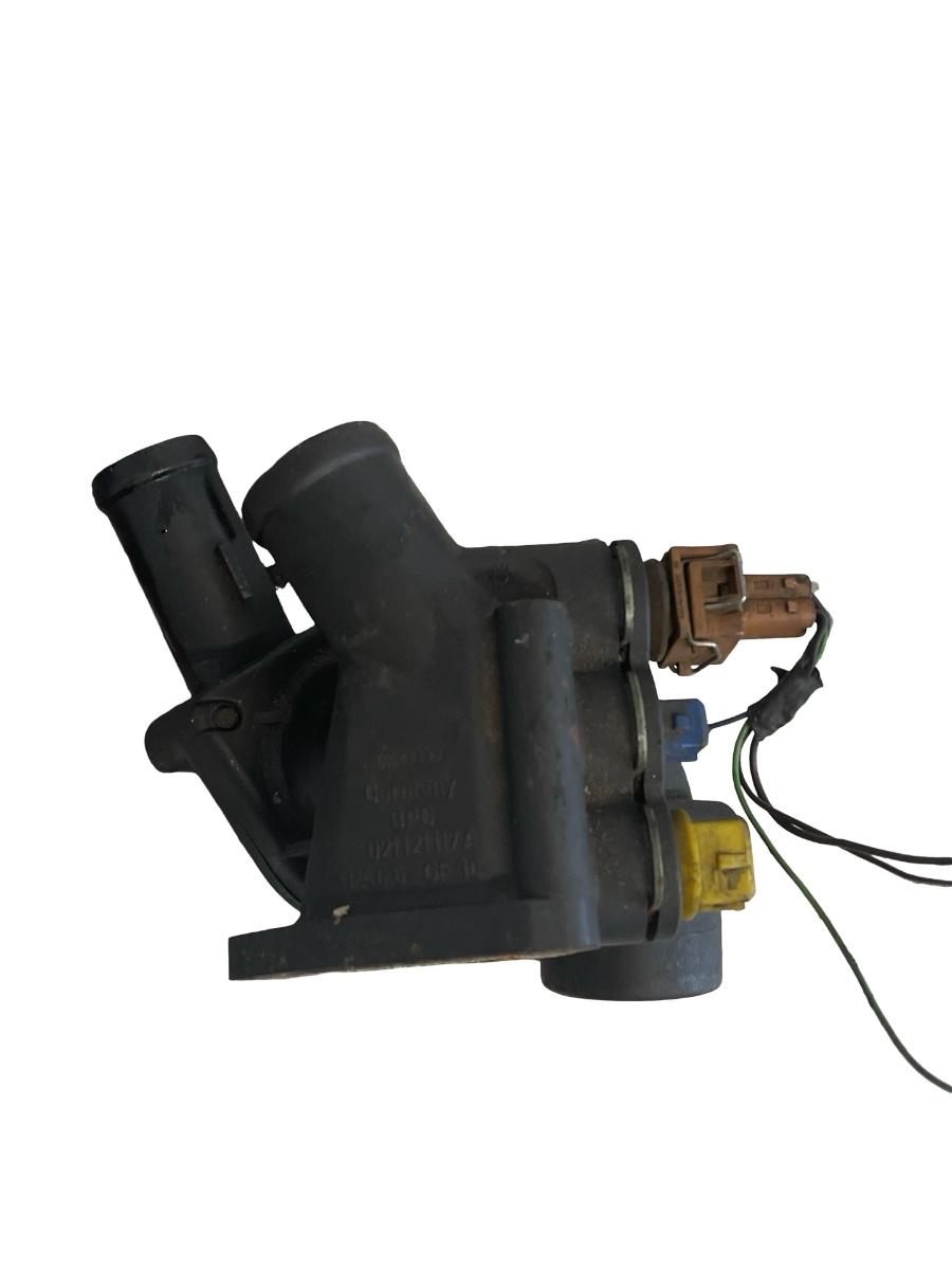 Furtun lichid de racire VOLKSWAGEN TRANSPORTER IV Box 70XA 1990 - 2003 021121117A – foto 3