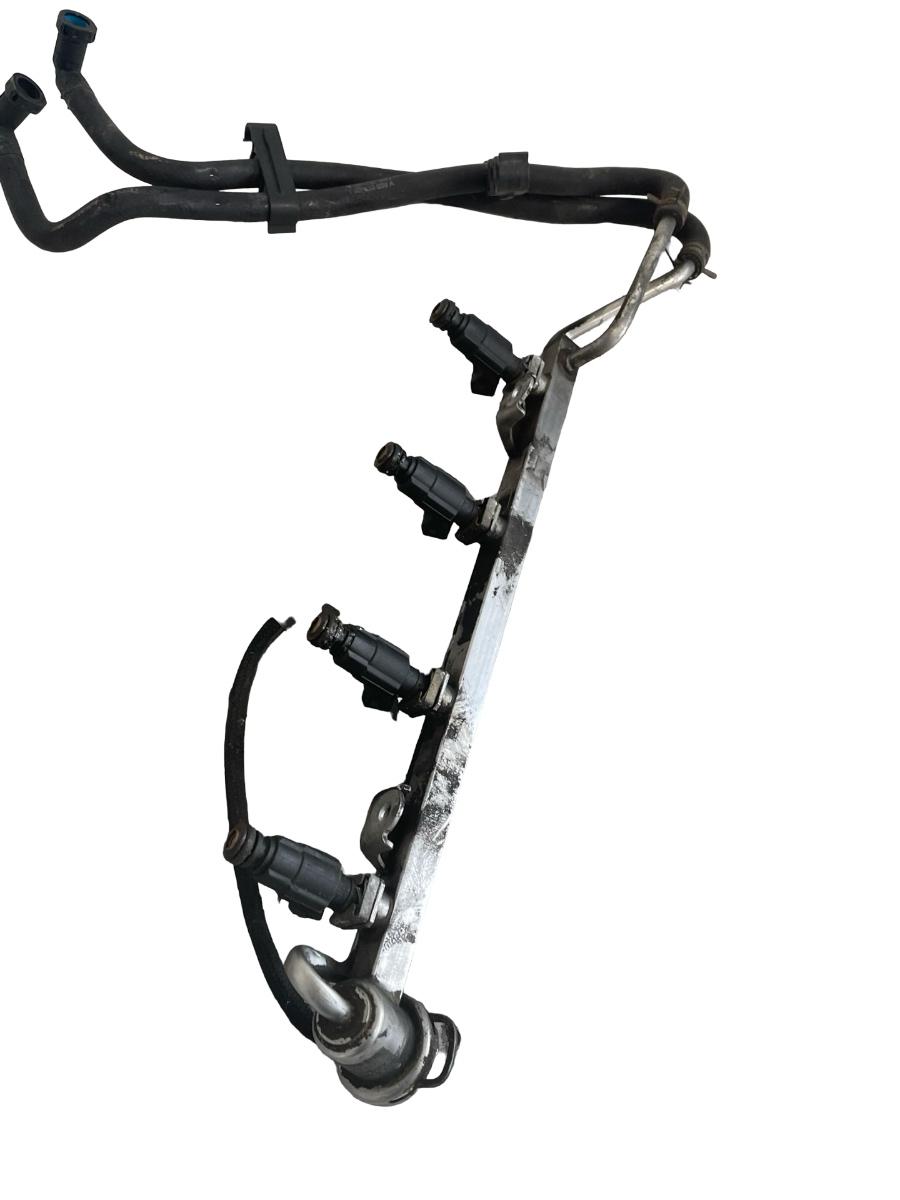 Rampa + injectoare SEAT LEON 1M1 1999 - 2006 1.8Turbo 06A133681B