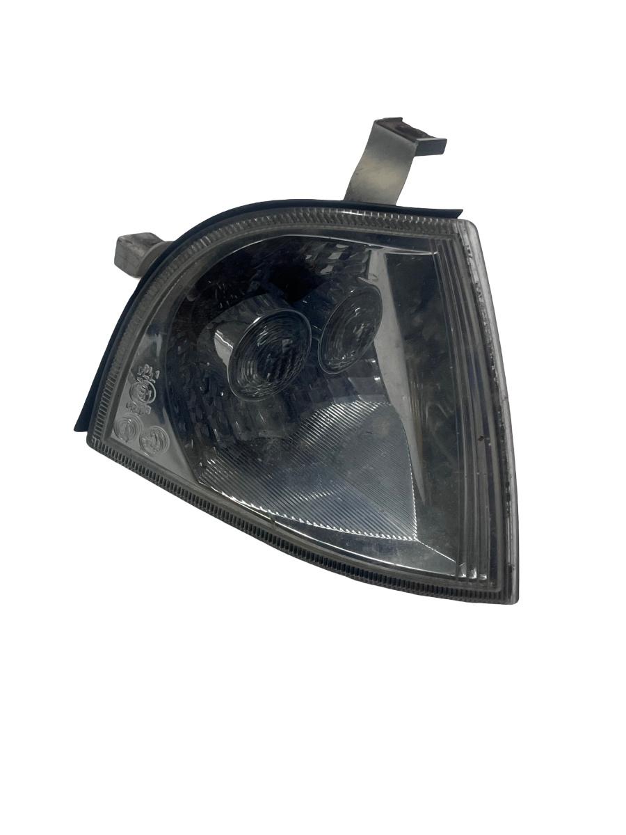 Lampa de semnalizare dreapta SKODA OCTAVIA I 1U5 2000 - 2010 YU3X13368AA