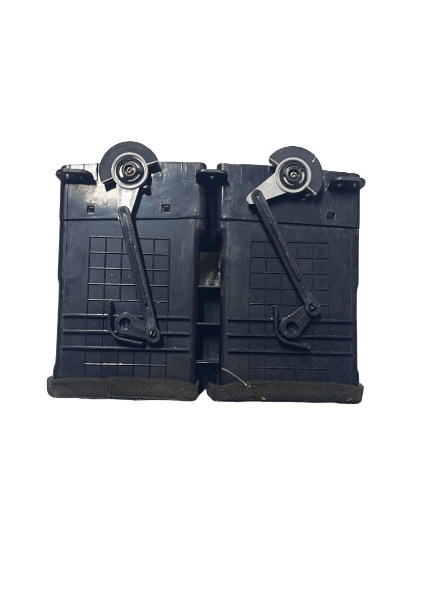 Grila de ventilatie bord centrala KIA SPORTAGE JE_, KM_ 2004 - > 80335148 – foto 4