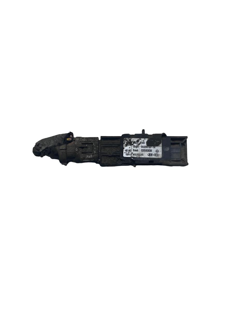 Senzor de impact airbag KIA SPORTAGE JE_, KM_ 2004 - > 0285003036