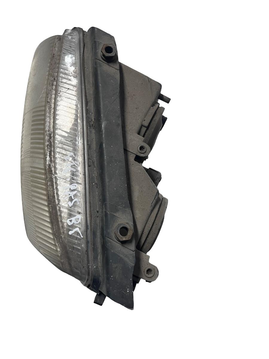 Far stanga VOLKSWAGEN PASSAT  3B5 1997 - 2001 – foto 3