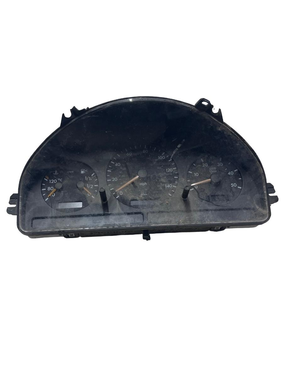 Ceas de bord MERCEDES-BENZ M-CLASS W163 1998 - 2005 A1635405911 (O CLEMA RUPTA )