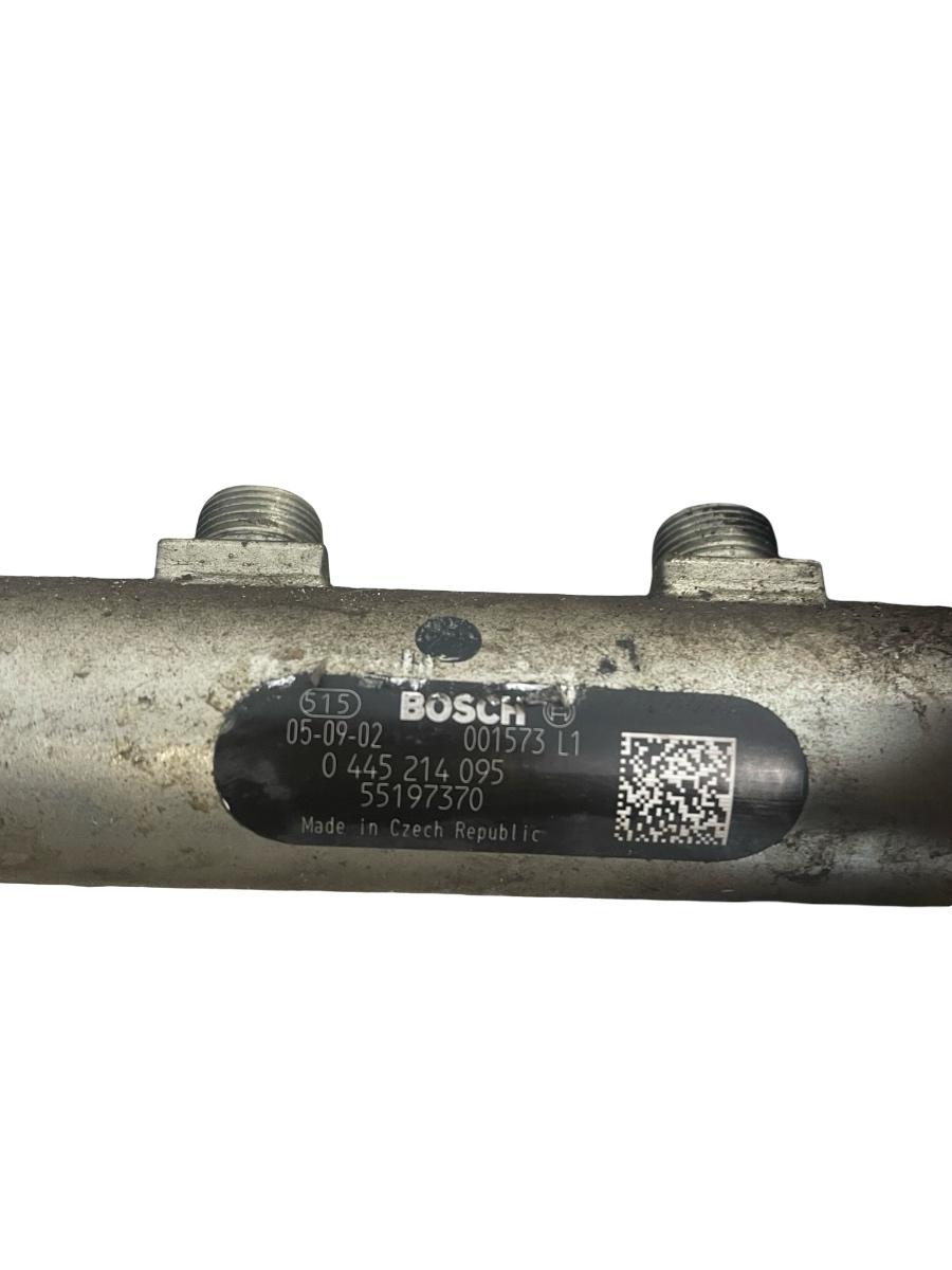 Rampa Injectoare FIAT STILO 192_ 2001 - 2010 1.9 D Multijet 192 A8.000 0445214095 – foto 2