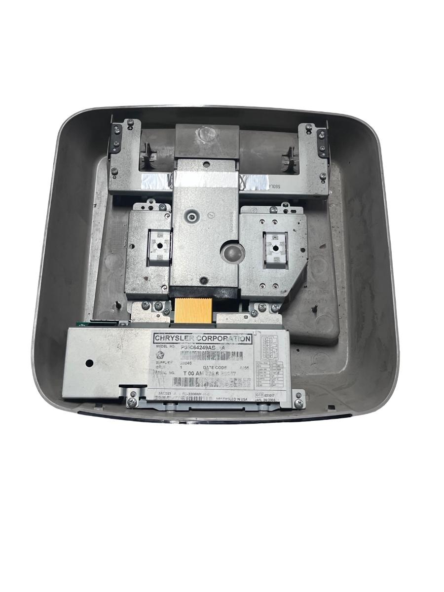UNITATE DE AFISAJ DIGITAL  spate JEEP COMMANDER XK, XH 2005 - 2010 P05064249AB – foto 4