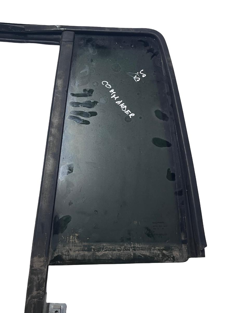 Geam fix  stanga spate JEEP COMMANDER XK, XH 2005 - 2010