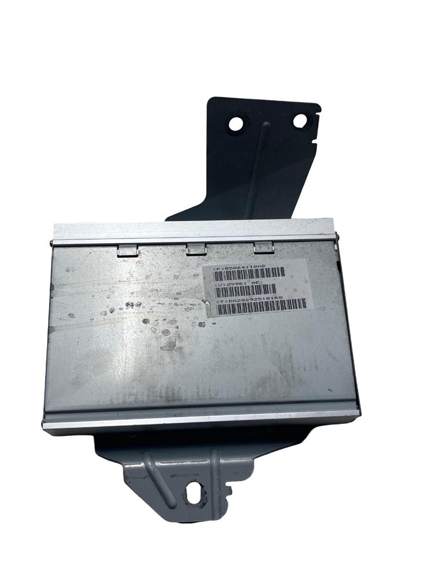 Amplificator Radio  JEEP COMMANDER XK, XH 2005 - 2010 05064233AB