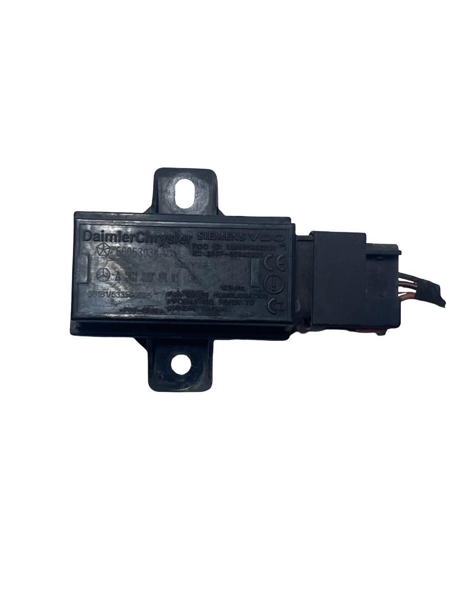Senzor de presiune in anvelope stanga JEEP COMMANDER XK, XH 2005 - 2010 A0018275101Q2