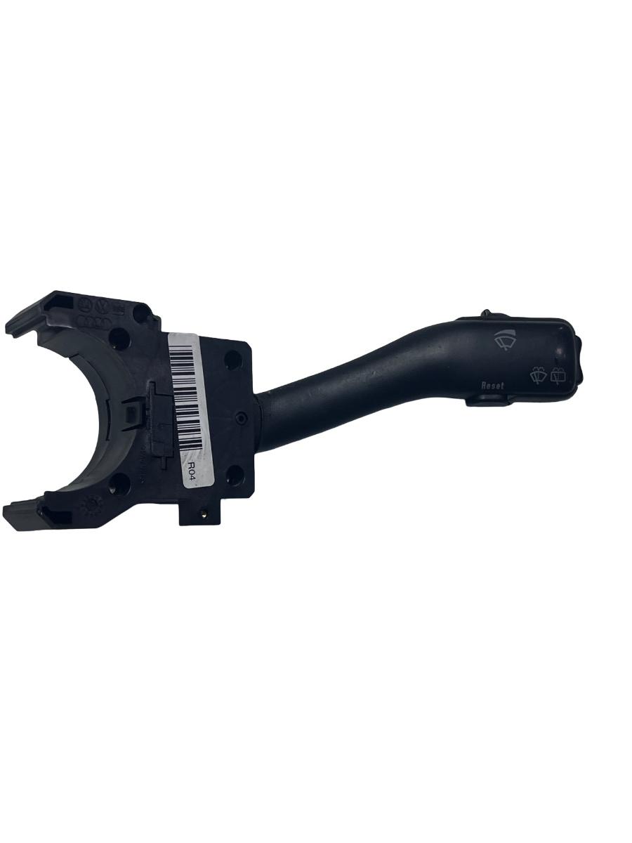 Maneta actionare stergatoare VOLKSWAGEN GOLF IV 1J1 1997 - 2007 4B0953503H
