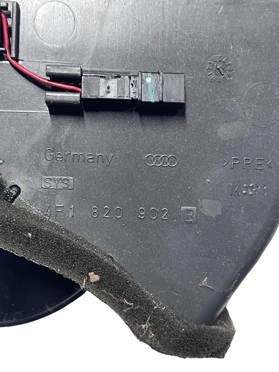 Grila de ventilatie bord dreapta AUDI A6/S6 III Saloon 4F2, C6 2004 - 2011 4F1920902B – foto 3