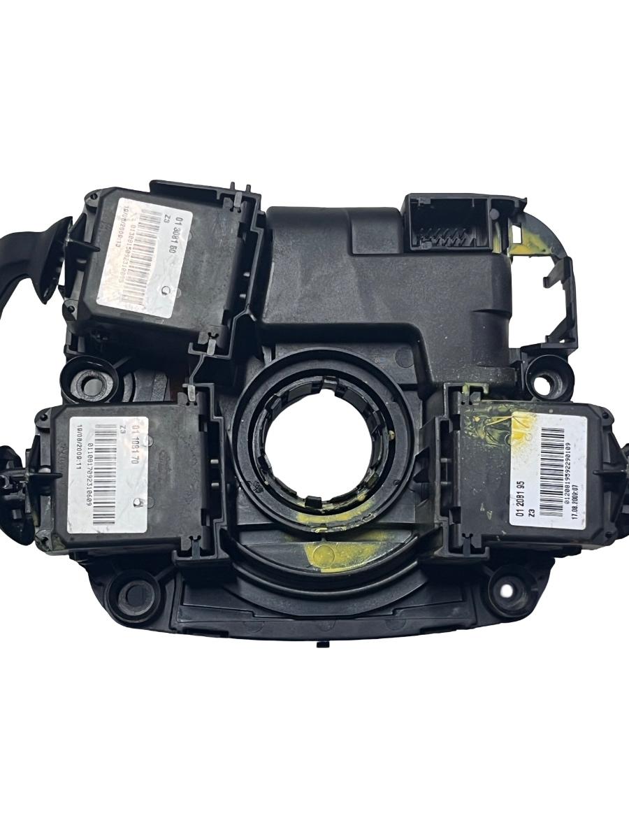 Maneta stergatoare lampa de semnalizare BMW X6 E71, E72 2007 - 2014 LZ916907203