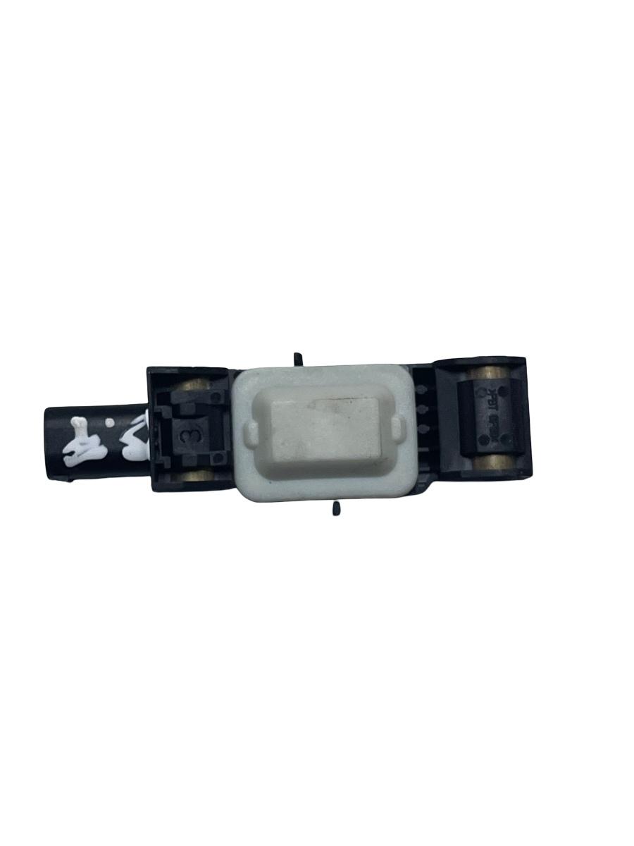 Senzor de impact airbag stanga fata JEEP COMMANDER XK, XH 2005 - 2010 04671779AC – foto 3