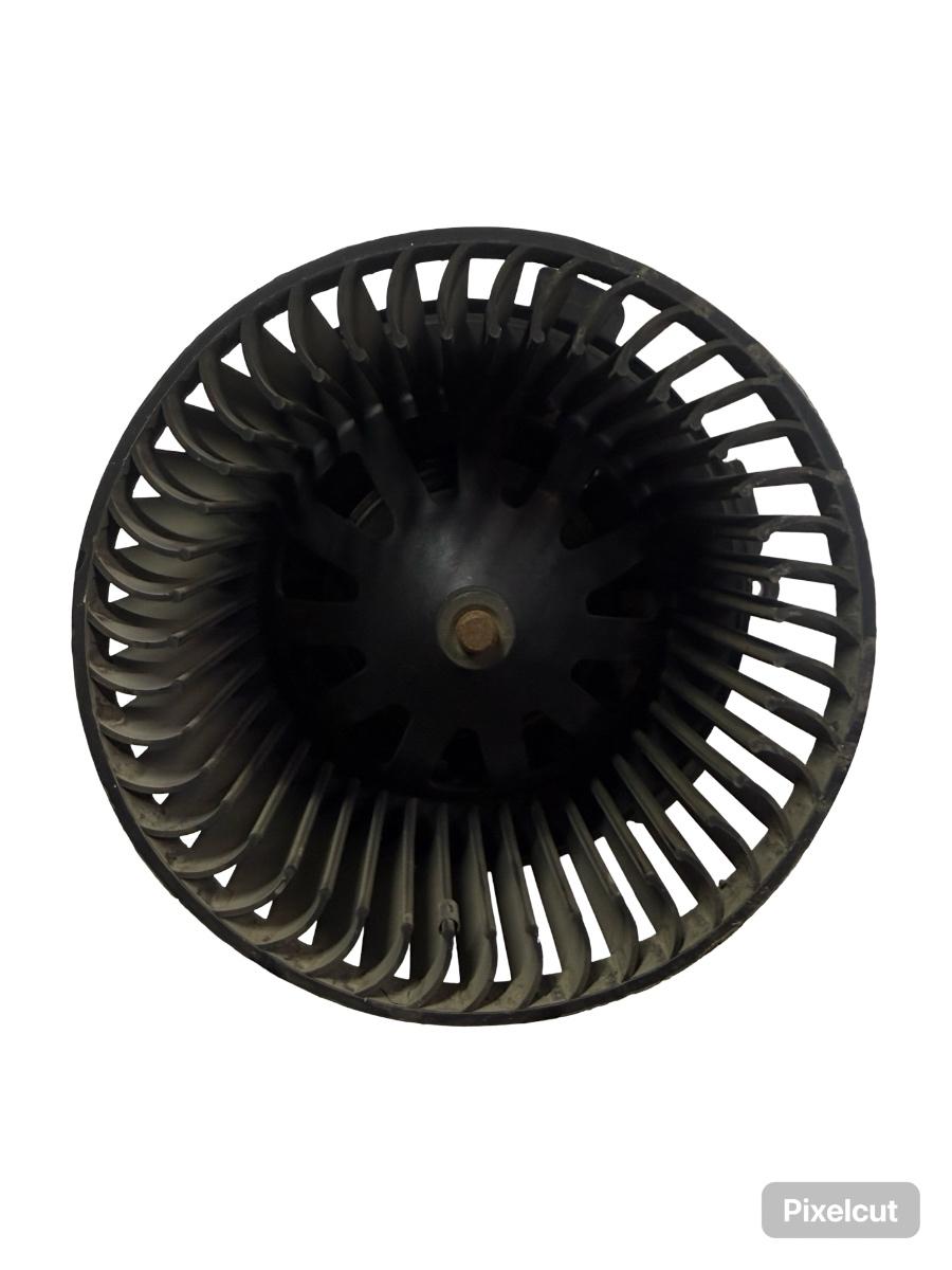 Motor ventilator / piese PEUGEOT 307 Break 3E 2002 - 2009 – foto 3