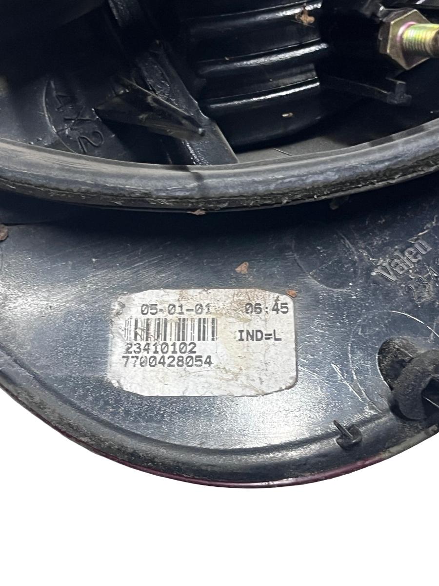 Lampa spate / Stop stanga spate RENAULT SCENIC I JA0/1_, FA0_ 1999 - 2003 7700428054 – foto 2