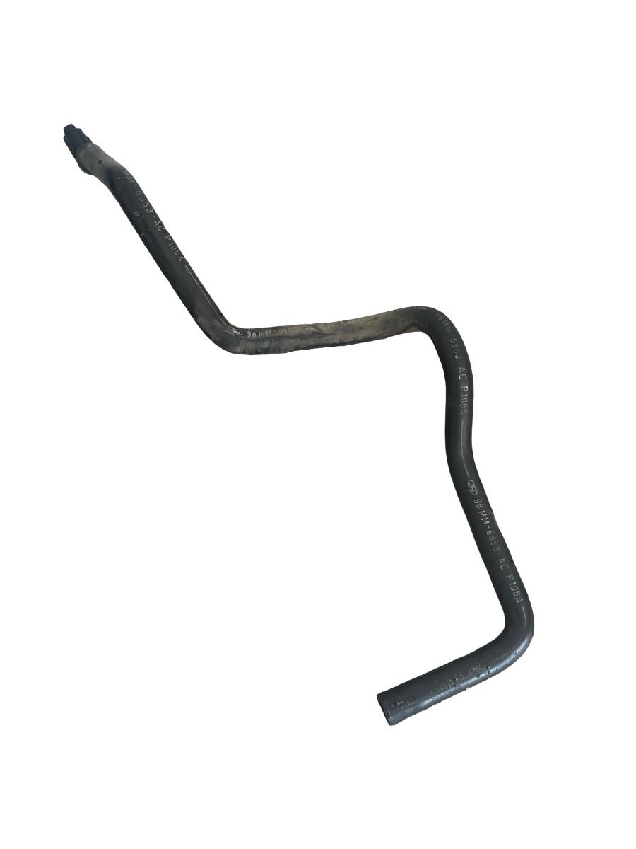 Furtun aerisire culbutori FORD FOCUS Hatchback  DAW, DBW 1998 - 2007 1.6 16V FYDA, FYDB, FYDC, FYDD, FYDH 98MM-6853-AC