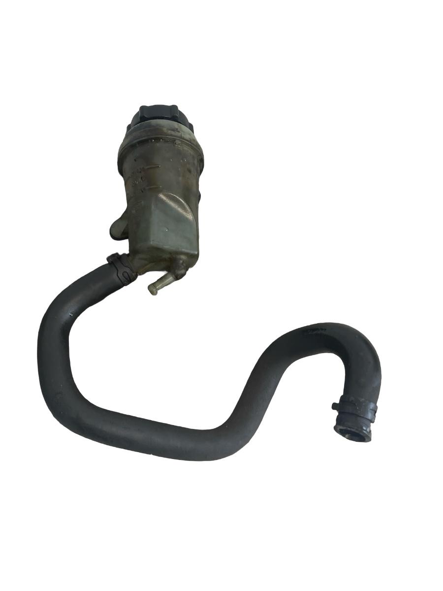 Rezervor lichid servodirectie FORD FOCUS Hatchback  DAW, DBW 1998 - 2007 1.6 16V FYDA, FYDB, FYDC, FYDD, FYDH