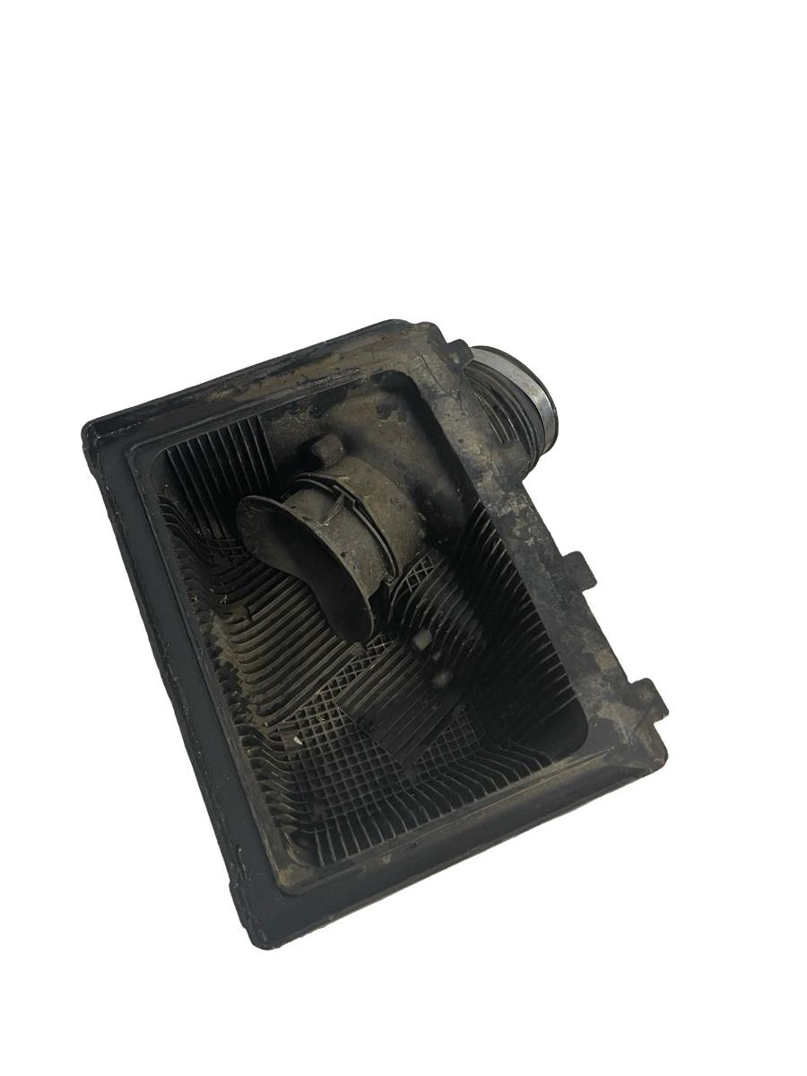 Capac carcasa filtru de aer + debitmetru + senzor MAP  JEEP GRAND CHEROKEE III WH, WK 2004 - 2011 A0051535028
