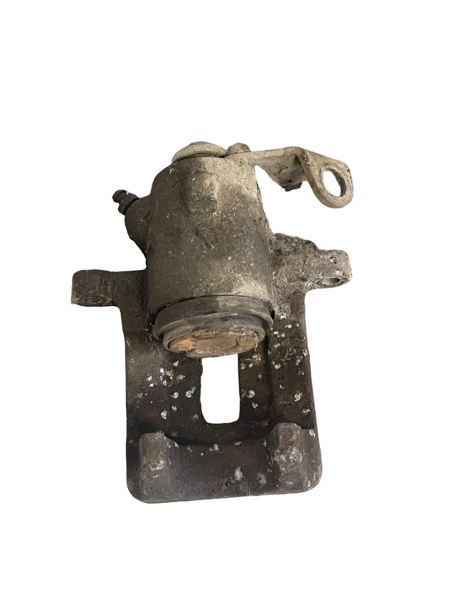 Etrier frana dreapta spate VOLKSWAGEN GOLF IV 1J1 1997 - 2007