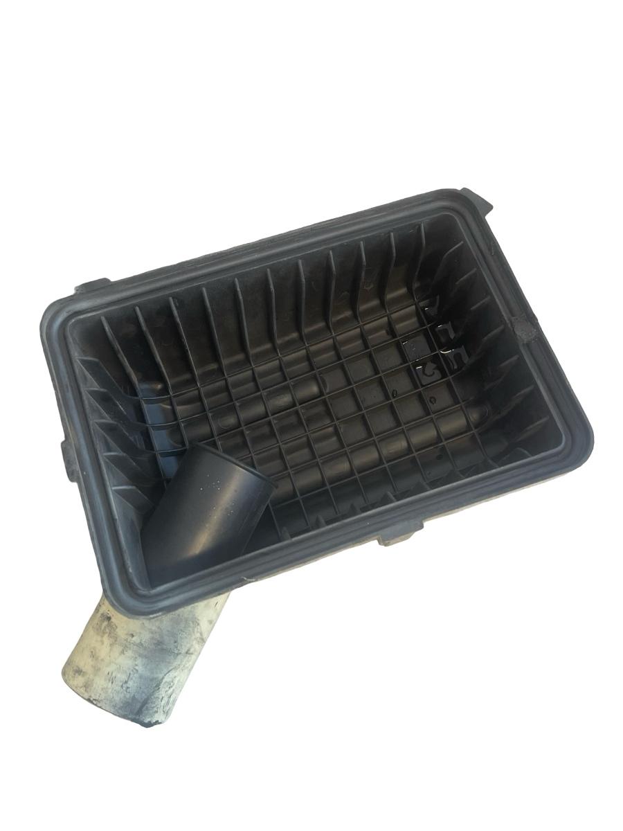 Capac carcasa filtru de aer HYUNDAI ELANTRA Estate 1998 - 2002 2.0 D4EA 82KW 28111-27000
