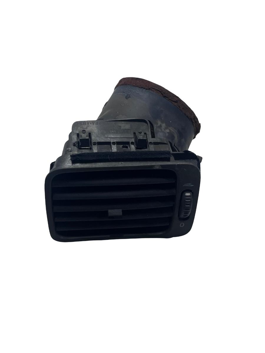 Grila de ventilatie bord centrala dreapta fata VOLVO S80 I TS, XY, 184 1998 - 2008