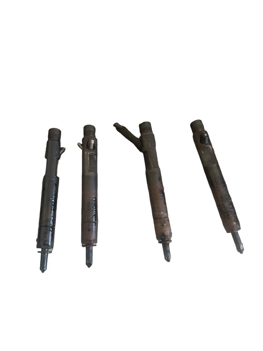 Set injectoare combustibil FORD FOCUS Hatchback  DAW, DBW 1998 - 2007 1.8 Turbo DI / TDDi C9DA, C9DB, C9DC Delphi