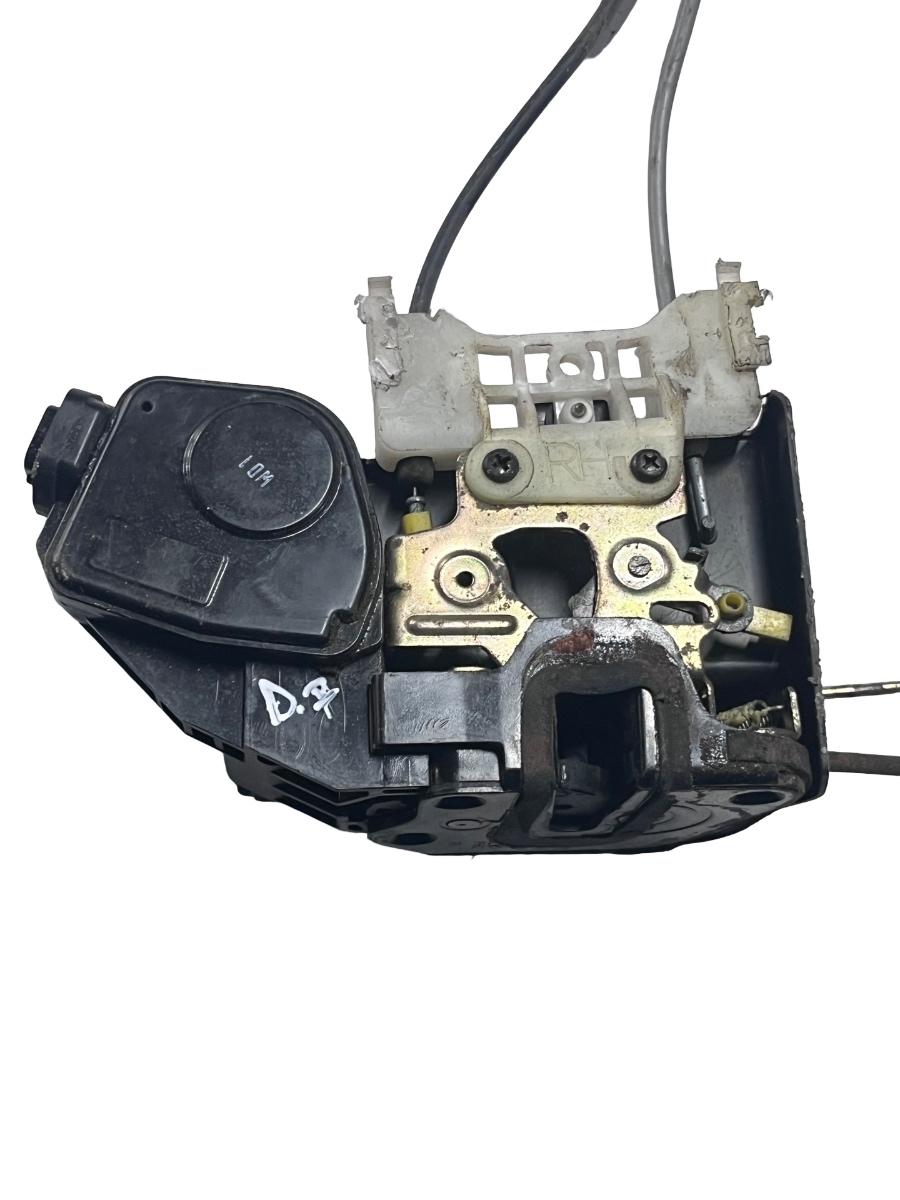 Broasca usa dreapta fata HYUNDAI ELANTRA Estate 1998 - 2002