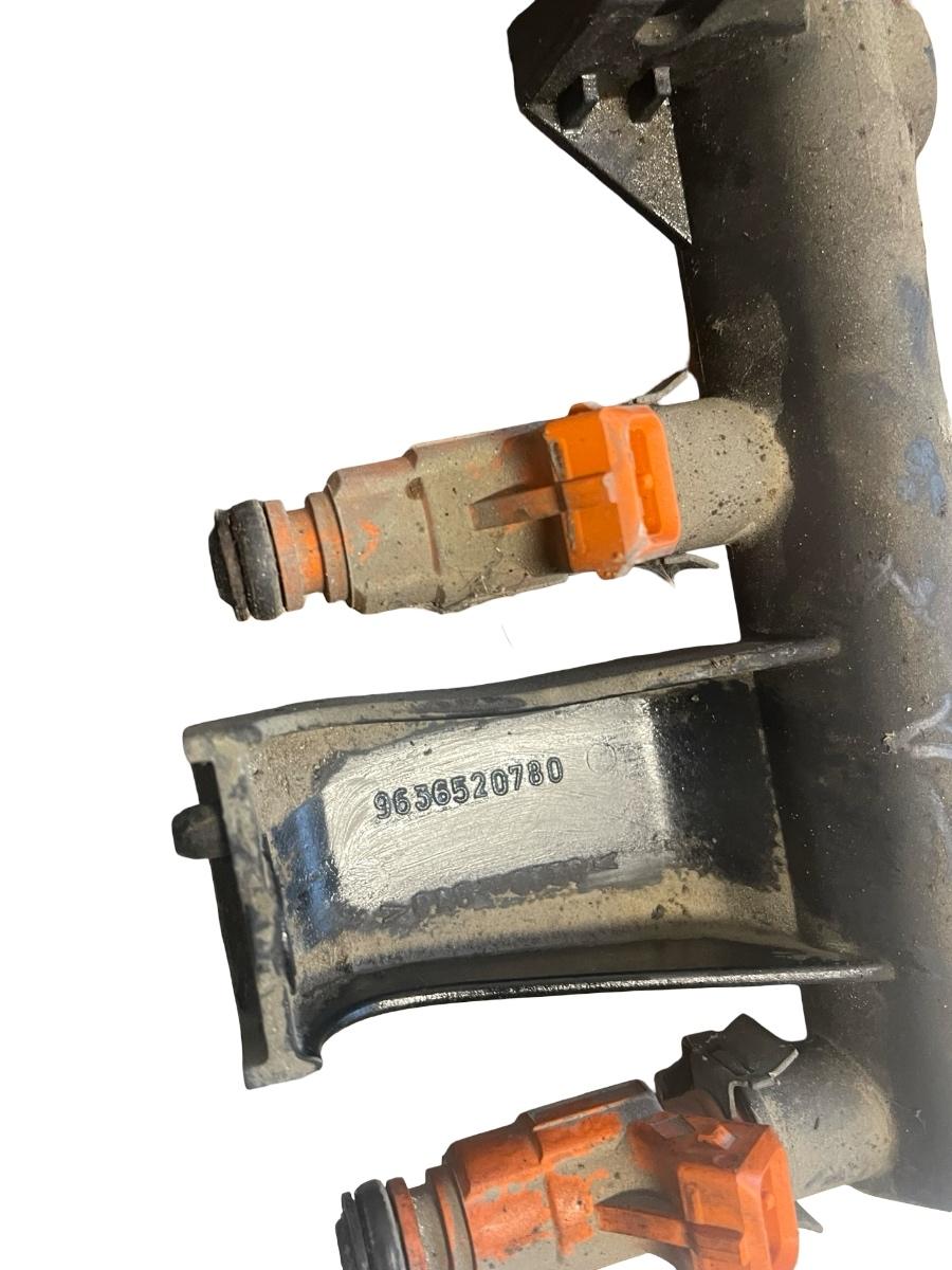Rampa + injectoare PEUGEOT 307 3A/C 2000 - > 1.6 16V NFU (TU5JP4) 9636520780 – foto 2