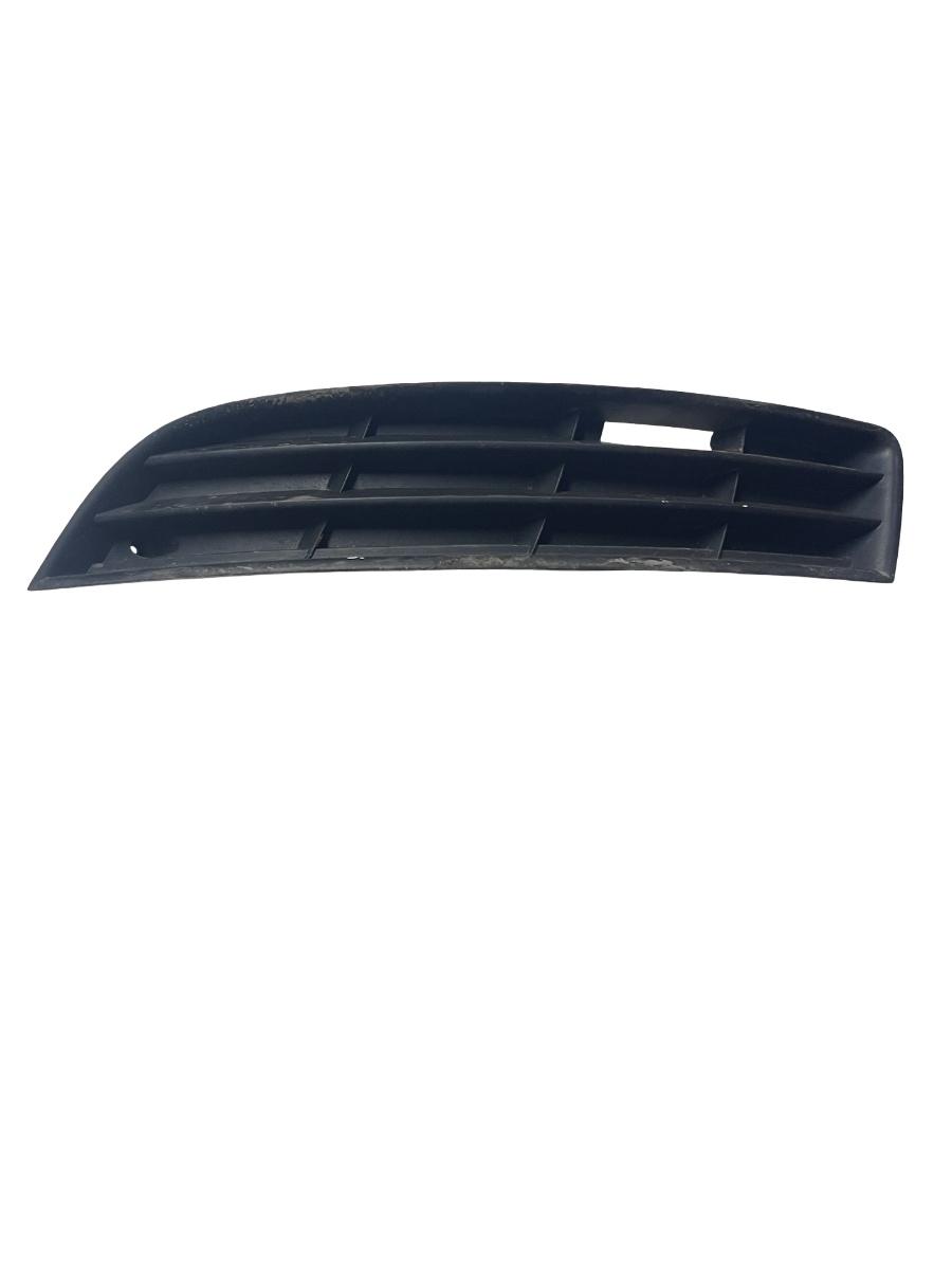 Ornament bara de protectie fata stanga VOLKSWAGEN PASSAT 3C2 2005 - 2010 (Clema rupta )