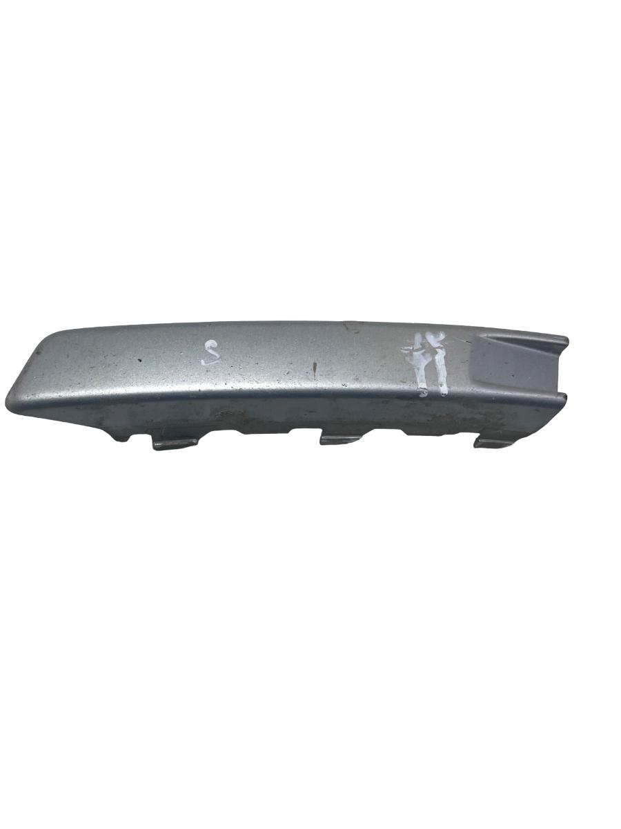 Ornament bara de protectie stanga fata VOLKSWAGEN PASSAT 3C2 2005 - 2010 3C0807645A