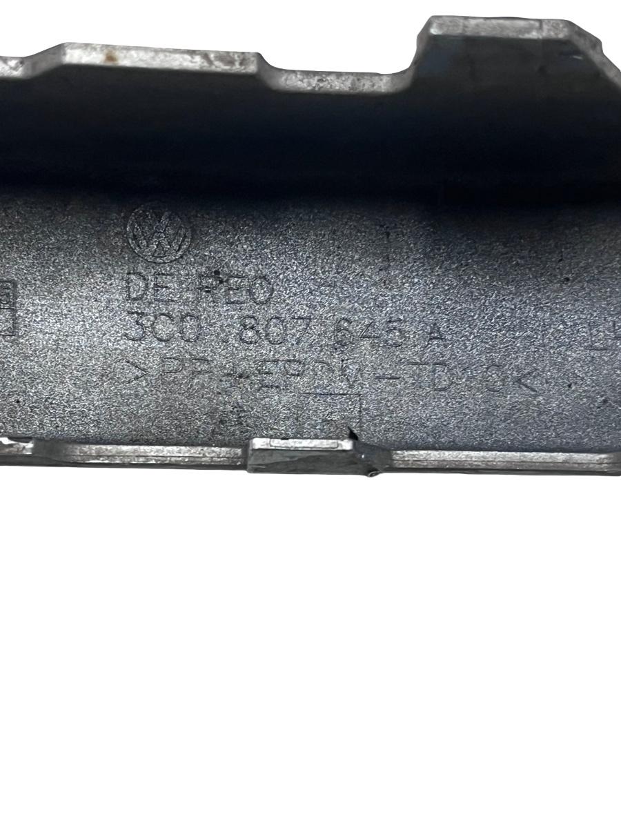 Ornament bara de protectie stanga fata VOLKSWAGEN PASSAT 3C2 2005 - 2010 3C0807645A – foto 3