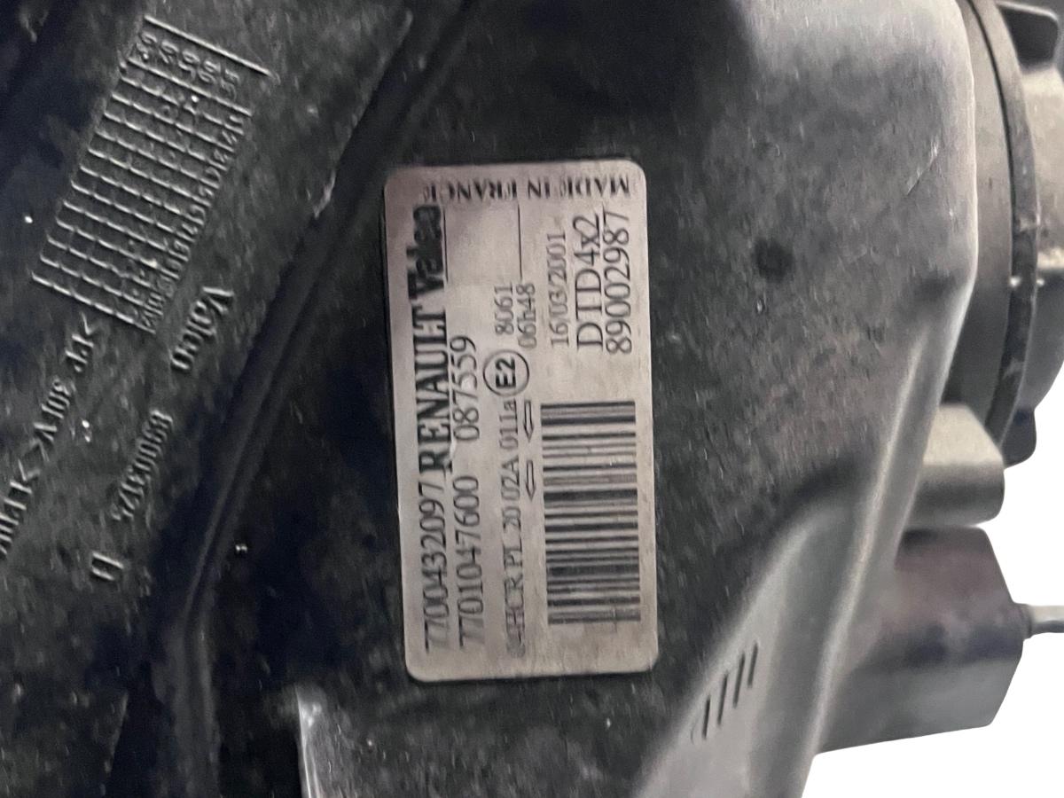 Far dreapta  RENAULT SCENIC I JA0/1_, FA0_ 1999 - 2003 7700432097 – foto 6